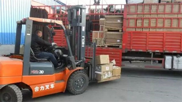 拜訪100+倉庫現(xiàn)場后，總結(jié)了一套裝卸操作流程！